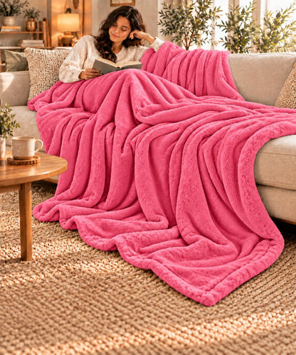 Hélène MOU Fluffy Sofa & Bed Blanket Rose.