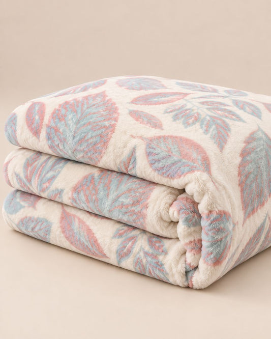 Hélène MOU Fluffy Sofa & Bed Blanket Pastel Leaves.