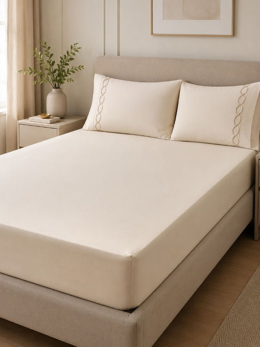 Premium Quality Fitted Sheet and Embroidered Pillowcase Set of 4 Pcs size 2 pillow cases size 50x70 cm , 1 pillow case 45x170 cm 180x200 cm.