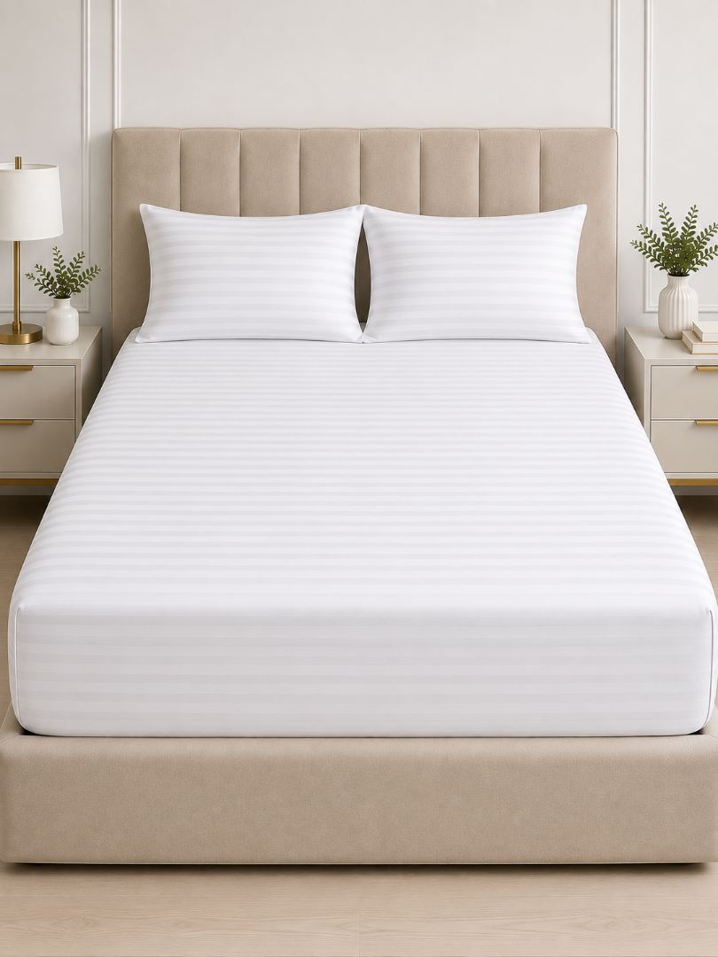Premium Quality Fitted Sheet and Pillowcase Set of 3 Pcs size 2 pillow cases size 50x70 cm , 120x200 cm.